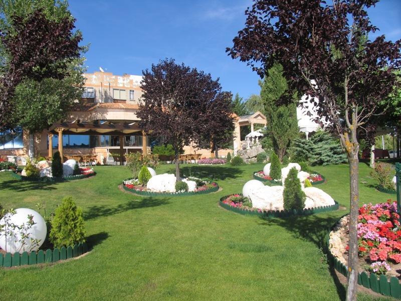 Hotel Montermoso Aranda de Duero Dış mekan fotoğraf